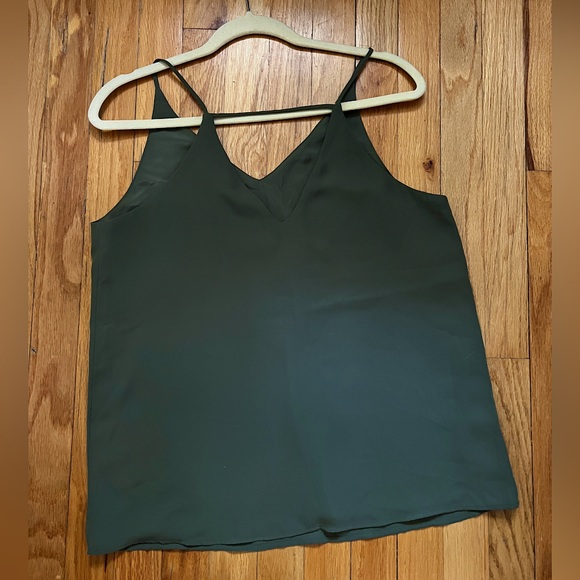 Loft Army Green size small tank - Picture 1 of 5